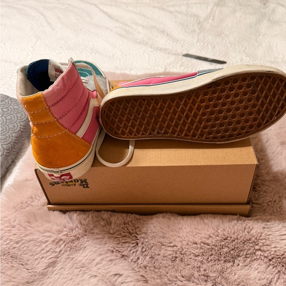 Vans Women's Teal, Pink, and Gray High-Top Sneakers - Picture 6 of 6